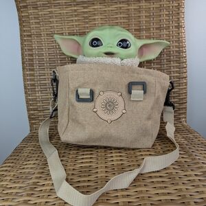Star Wars The Mandalorian The Child Plush Bundle Baby Yoda Grogu Carrying Bag